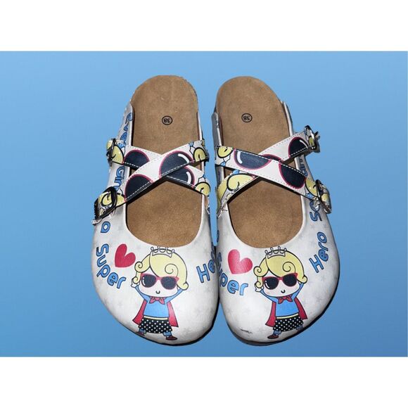 NWOB White Super Hero Girl Clogs CAL104 Size 38 US 7.5 - Picture 1 of 5